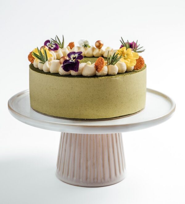 Matcha Yuzu cake side view